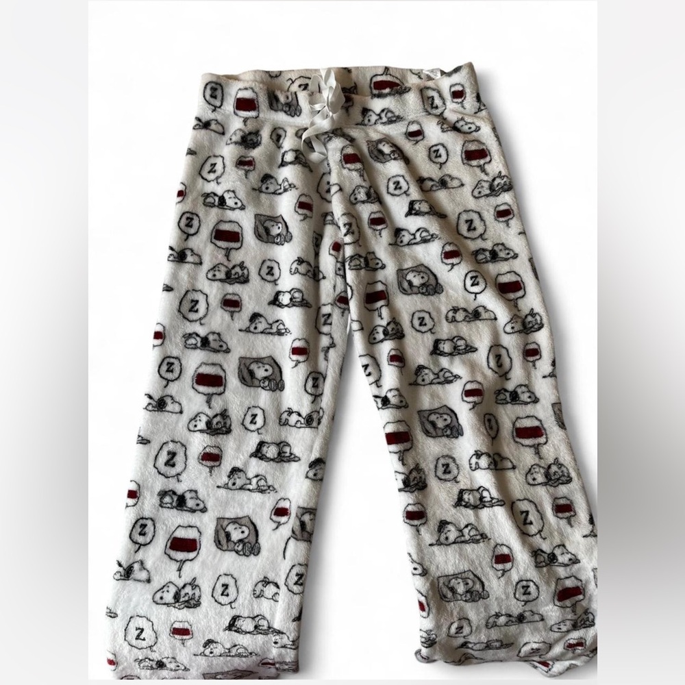 white and red snoopy fuzzy pajama pants